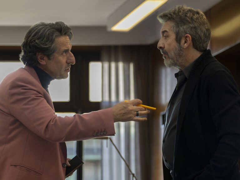 QNnPF4SL8_2000x1500__1